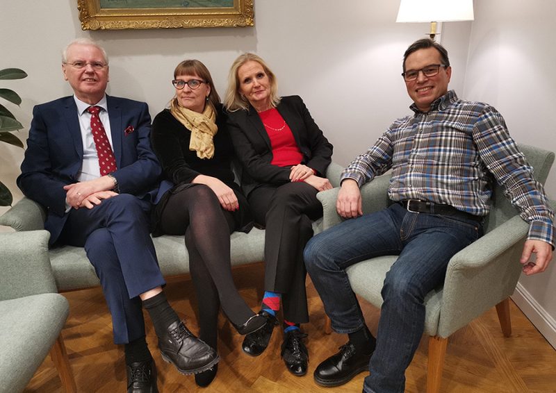 Från vänster: förbundsordföranden Bror Holm, ledamoten Anna- Carin Gabelic, förbundsdirektör Vibeke Hammarström samt ledamoten Håkan Stiberg.